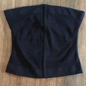 Waist trainer corset , sized L .